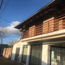 En Venta Casa con dos Locales Comerciales en Chivilcoy
