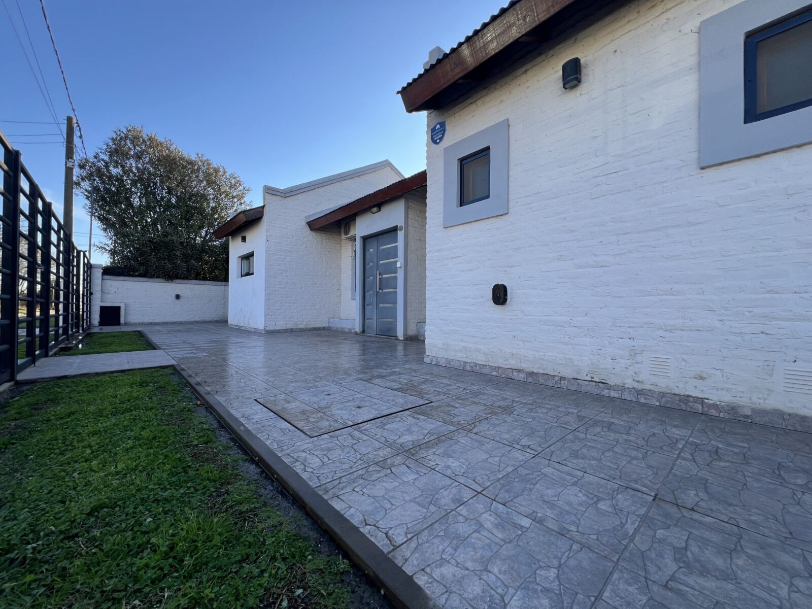 Se Vende Vivienda en M. Moreno y 9 de Julio, foto 3