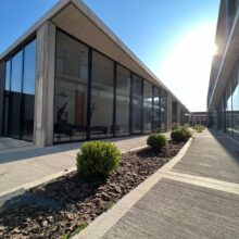 Se Alquilan 2 Locales Comerciales