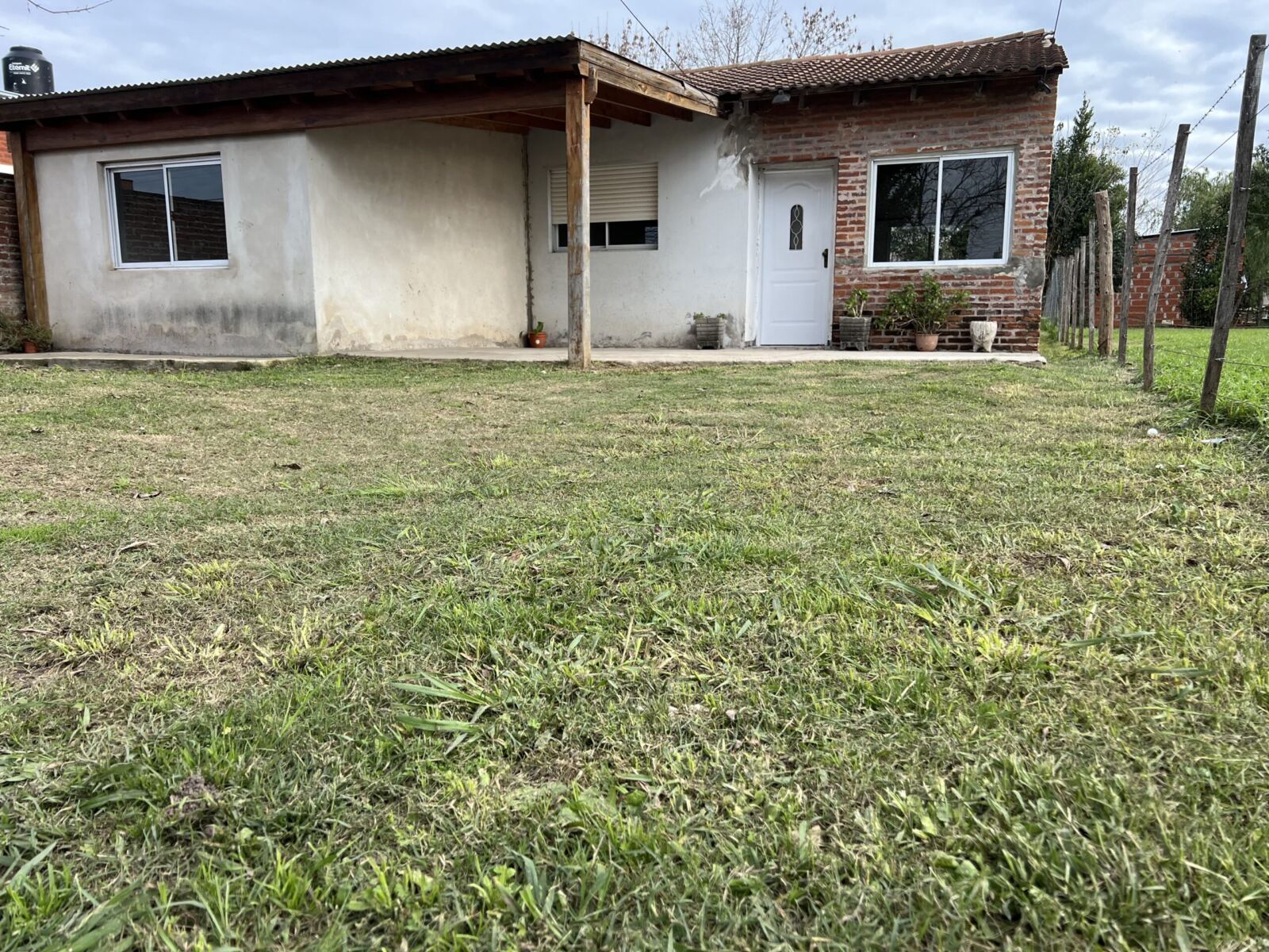 Se Alquila Vivienda, foto 1